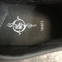 Load image into Gallery viewer, Womens Sneakers
