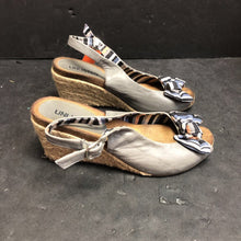 Load image into Gallery viewer, Girls Striped Bow Wedges
