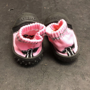 Girls Grip Shoes