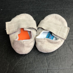 Boys Velcro Shoes (Baby Blush Boutique)