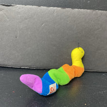 Load image into Gallery viewer, Inch the Inchworm Beanie Baby
