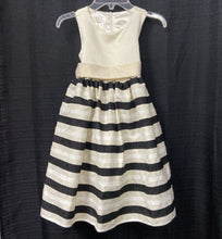 Load image into Gallery viewer, Striped dress
