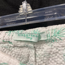 Load image into Gallery viewer, Plant shorts (Ginger Snaps)
