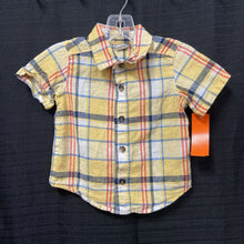 Load image into Gallery viewer, Plaid Button Down Shirt
