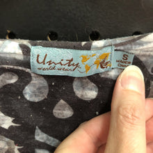 Load image into Gallery viewer, Pattern lace top
