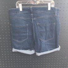 Load image into Gallery viewer, denim shorts

