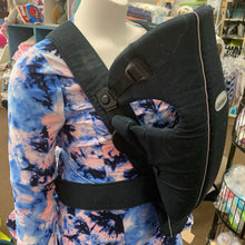 Load image into Gallery viewer, Baby Carrier
