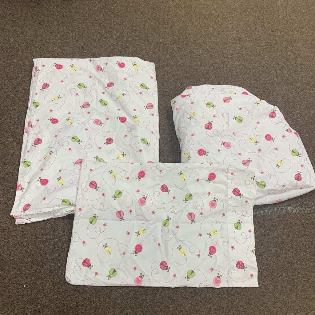 Ladybug Fitted Sheet, Flat Sheet, & Pillowcase Set