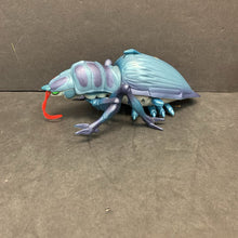 Load image into Gallery viewer, Tanker Bug Figure (Starship Troopers)
