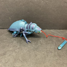 Load image into Gallery viewer, Tanker Bug Figure (Starship Troopers)
