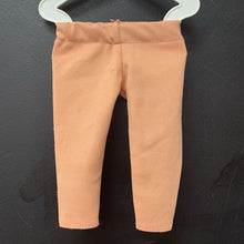 Load image into Gallery viewer, Leggings for 18" Doll
