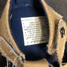 Load image into Gallery viewer, Boys Sandals
