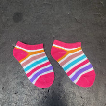 Load image into Gallery viewer, 3pk Girls Striped Socks
