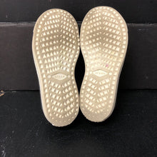 Load image into Gallery viewer, Boys Slip On Shoes
