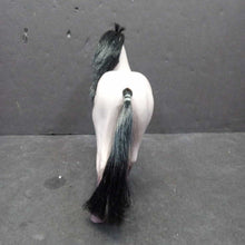 Load image into Gallery viewer, Horse for 6" Doll
