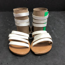 Load image into Gallery viewer, Girls Strappy Shoes
