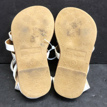 Load image into Gallery viewer, Girls Strappy Shoes
