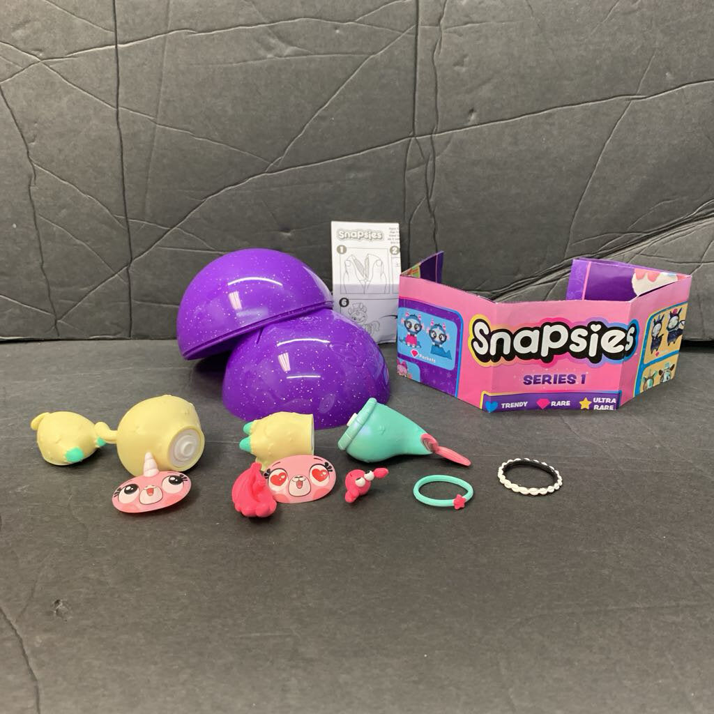 Llamaid Llama Mermaid Surprise Ball Figure w/Accessories (Snapsies)