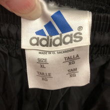 Load image into Gallery viewer, Athletic shorts
