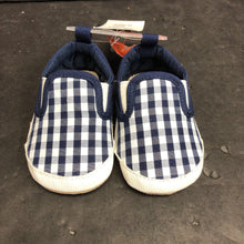 Load image into Gallery viewer, Boys Plaid Shoes (NEW)
