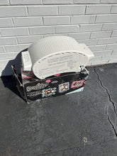 Load image into Gallery viewer, Easy Bake Ultimate Oven
