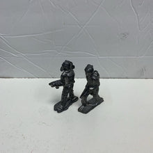Load image into Gallery viewer, 2pk Cast Iron Army Men
