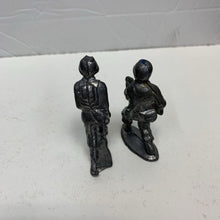 Load image into Gallery viewer, 2pk Cast Iron Army Men
