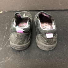 Load image into Gallery viewer, Boys Ground Up Black Panther Shoes
