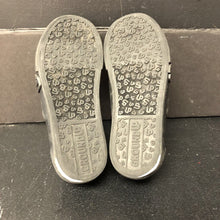 Load image into Gallery viewer, Boys Ground Up Black Panther Shoes
