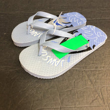 Load image into Gallery viewer, Boys Shark Flip Flops
