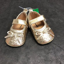 Load image into Gallery viewer, Girls Sparkly Flats (MYGGPP)
