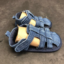 Load image into Gallery viewer, Girls Sandals
