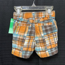 Load image into Gallery viewer, Plaid Shorts
