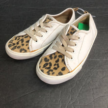 Load image into Gallery viewer, Girls Animal Print Sneakers
