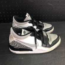 Load image into Gallery viewer, Boys Jordan Legacy 312 Sneakers
