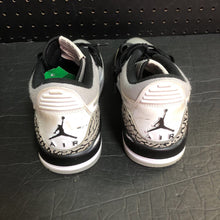 Load image into Gallery viewer, Boys Jordan Legacy 312 Sneakers
