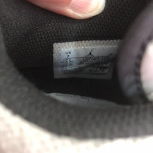 Load image into Gallery viewer, Boys Jordan Legacy 312 Sneakers
