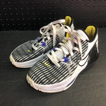 Load image into Gallery viewer, Boys Lebron Witness 6 Basketball Shoes
