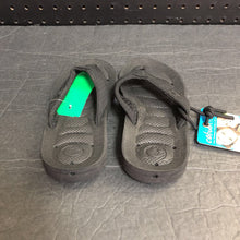 Load image into Gallery viewer, Boys Flip Flops (NEW) (Cobian)

