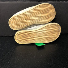 Load image into Gallery viewer, Girls Striped Sneakers
