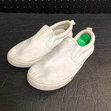 Load image into Gallery viewer, Girls Slip On Shoes

