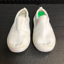 Load image into Gallery viewer, Girls Slip On Shoes
