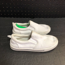 Load image into Gallery viewer, Girls Slip On Shoes
