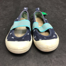 Load image into Gallery viewer, Girls Polka Dot Shoes
