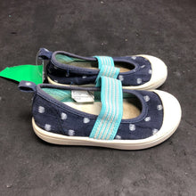 Load image into Gallery viewer, Girls Polka Dot Shoes
