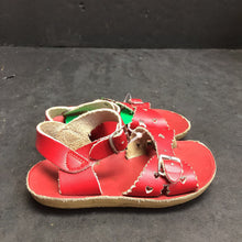 Load image into Gallery viewer, Girls Heart Sandals
