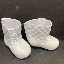 Load image into Gallery viewer, Boots for 18&quot; Doll
