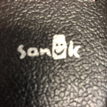 Load image into Gallery viewer, Womens Flip Flops
