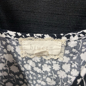 Flower Button Top