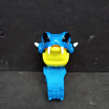Load image into Gallery viewer, Vipora Snake Wraptiles Battery Operated
